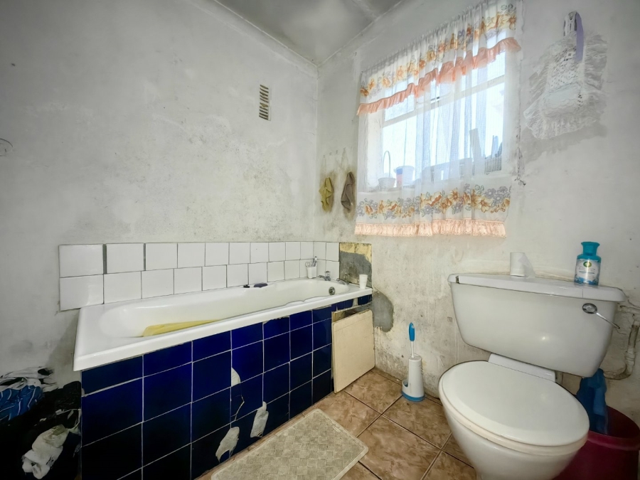 3 Bedroom Property for Sale in Eastridge Western Cape